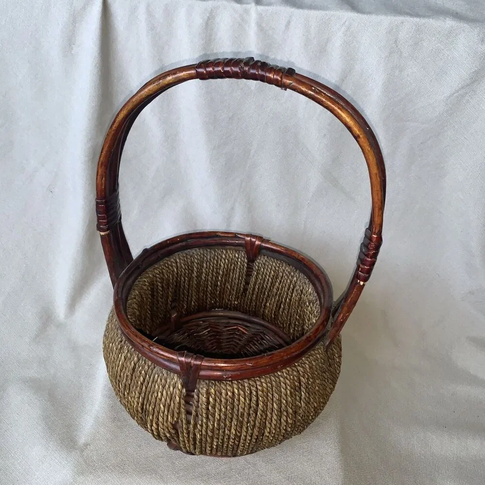 Woven Wicker  & Jute Rope Basket Round w/ Handle 10”D x 12”H Rustic Country Farm